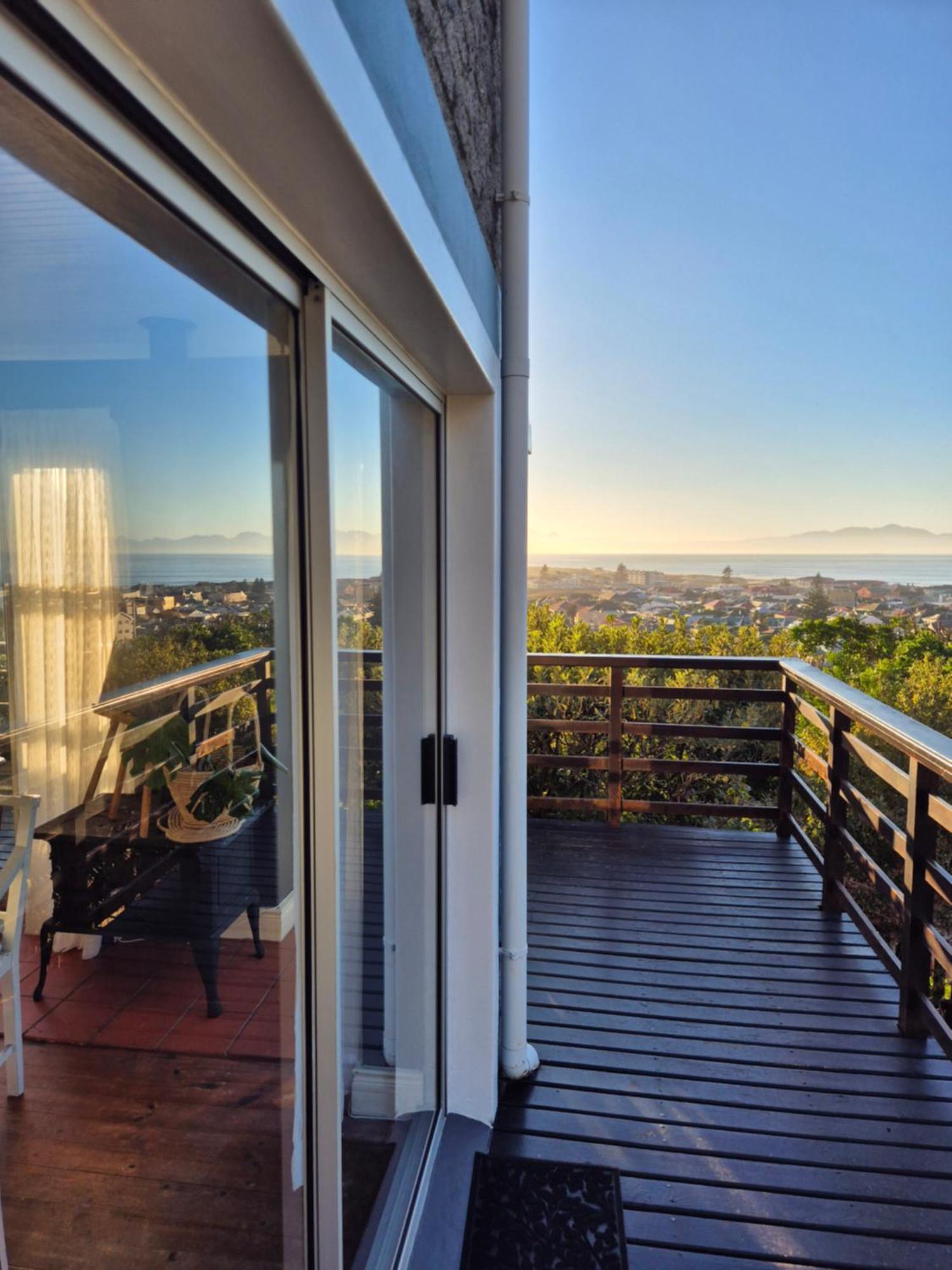 Bluebottle Guest house 3*